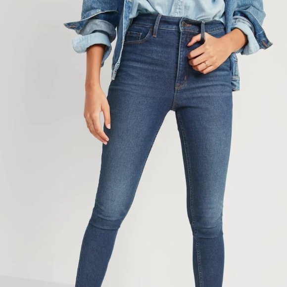 Old Navy Denim - Old Navy Extra High-Waisted Rockstar 360° Stretch Super Skinny Jeans